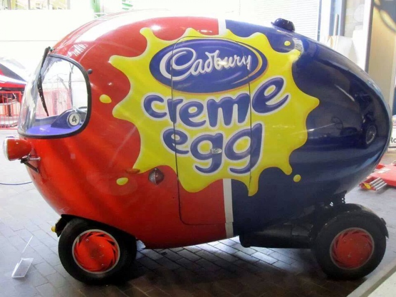 File:Creme egg car.jpg